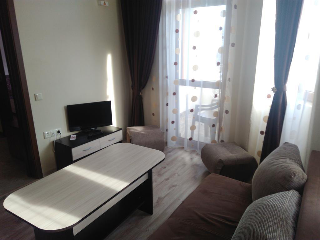 Family Hotel Relaxa Sapareva Banya Extérieur photo